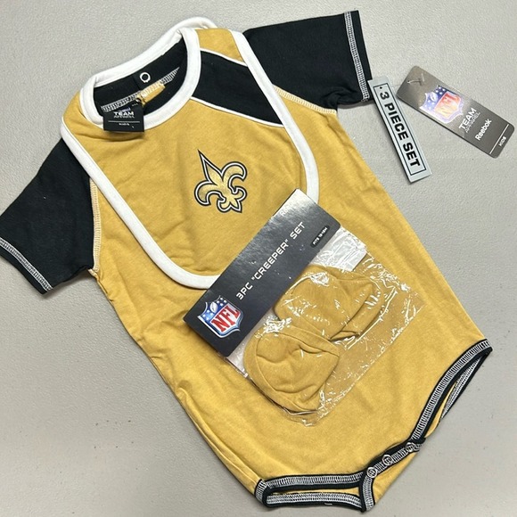 NFL Reebok Baby New Orleans SAINTS Outfit Bib Booties SET 18 months NWT - Picture 2 of 6